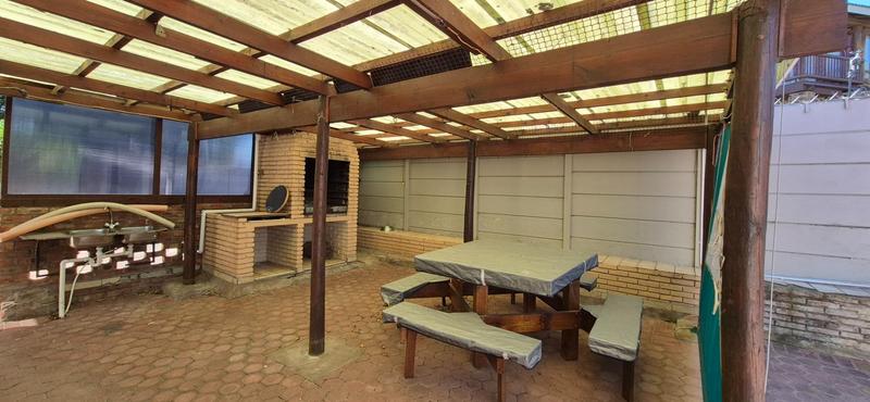 4 Bedroom Property for Sale in Dana Bay Western Cape
